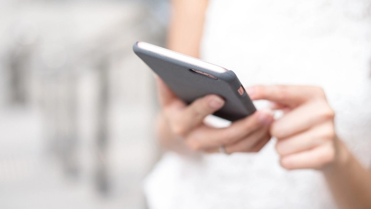 filling-out-paperwork