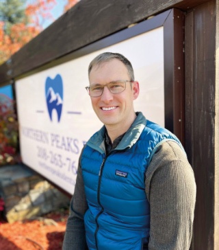 Dr.-Emerson-Godbolt-at-Northern-Peaks-Dental